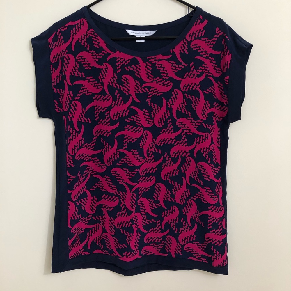 Diane von Furstenberg Cordelia Silk S/S Top Sz 8.  P10